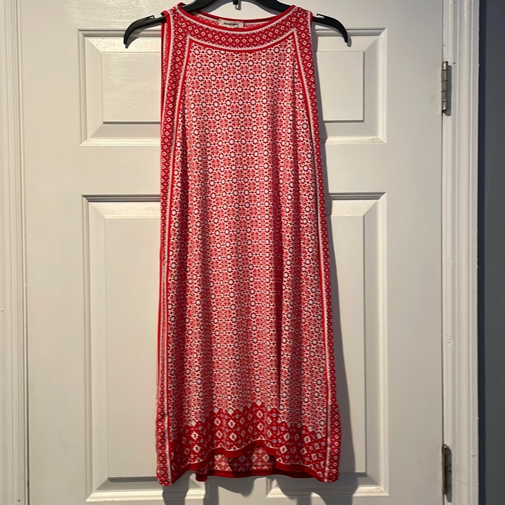 Cute sleeveless short dress! Great for those hot summers! NWT